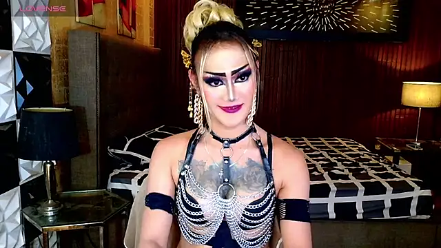HorseCockDivine Webcam-Show