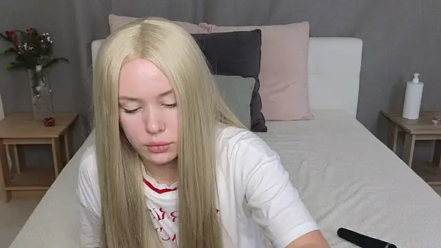 XXX chat uživo modela MelissaAvis