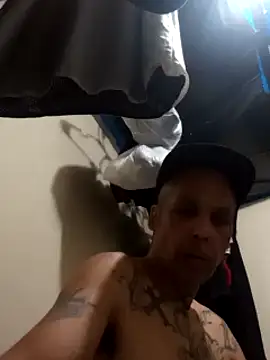 Chat +18 de loveto69ypu ao vivo