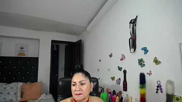 Chat XXX ao vivo de mature_bigboobs10