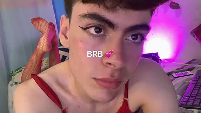 دردشة _peachyboy الجنسية المباشرة