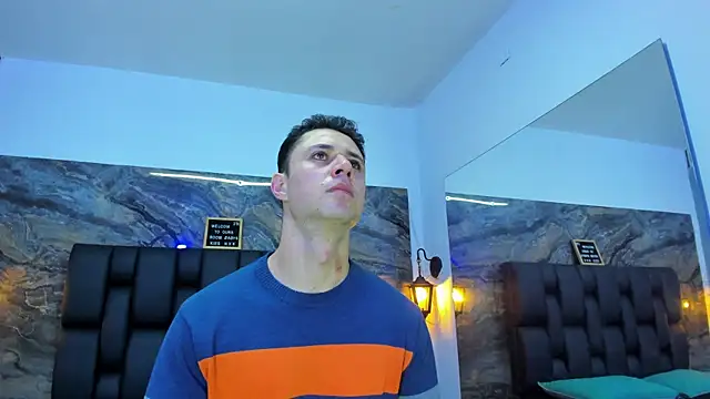 Clark_kush XXX чат на живо