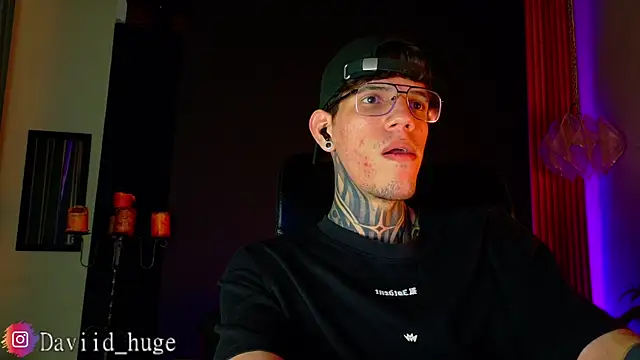 david_hugeのライブXXXチャット