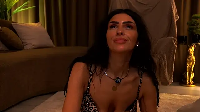 BrainyBelle's Live XXX Chat