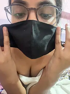 Sandhya_77 লাইভ XXX চ্যাট