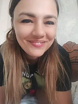 צ'אט XXX בשידור חי של KrissSexi