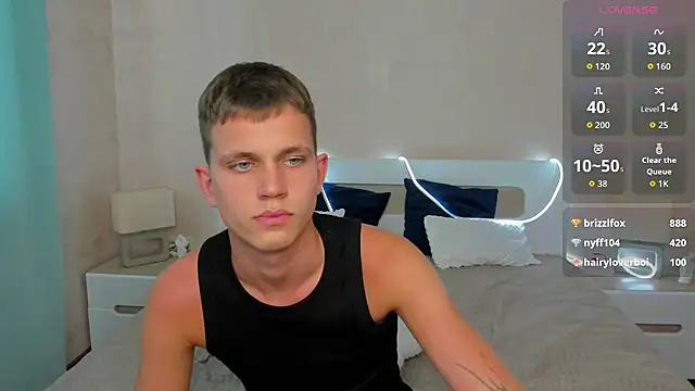 m0neyken – Live XXX-chat