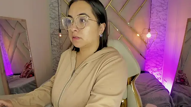 צ'אט XXX בשידור חי של nalalye_cruzz_