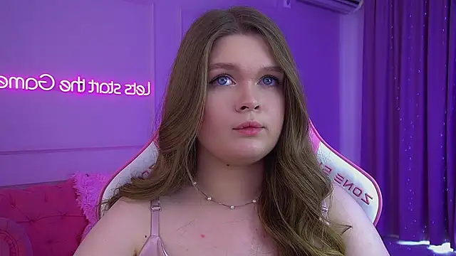 CrystalLyons Live XXX Chat
