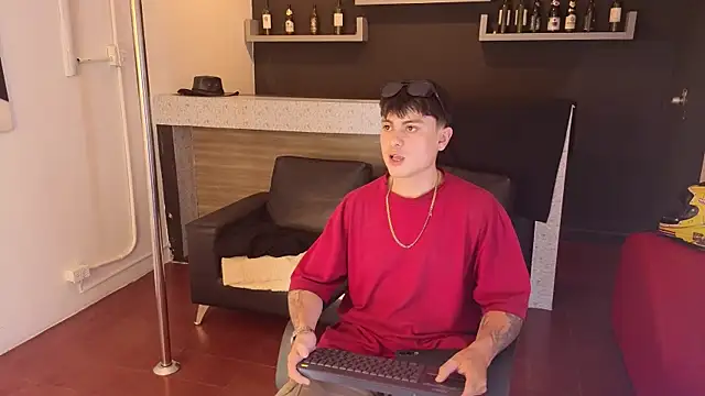 angel_still_ Chat XXX live