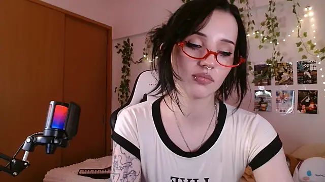 Viv_Player: онлайн-секс-чат