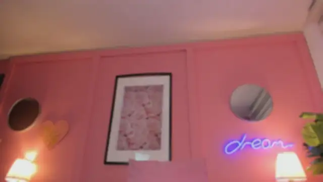 SoySaraa XXX чат на живо