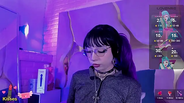 NaniiSisy – Naživo XXX chat