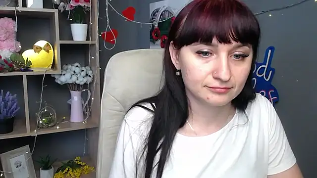Chat XXX en directo de NinaFlawlees