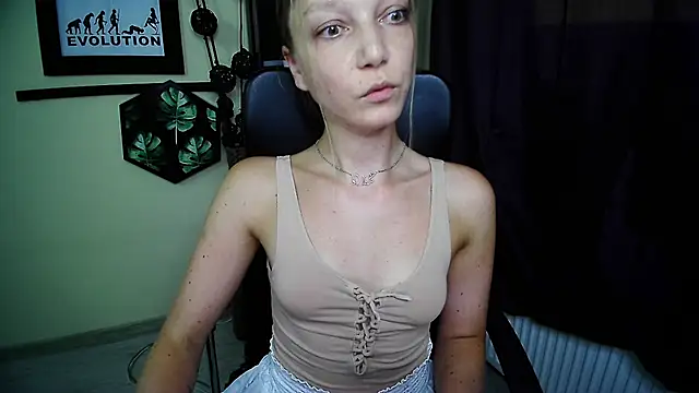 EmillyPlay Chat XXX live