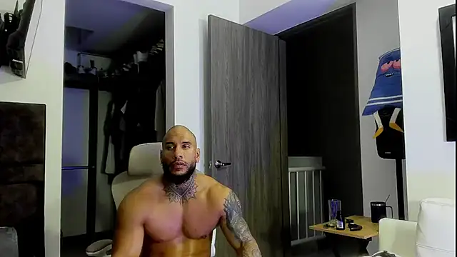 دردشة Andrew_Johnnson الجنسية المباشرة