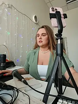 Juicy_PeachLux Live XXX-chat