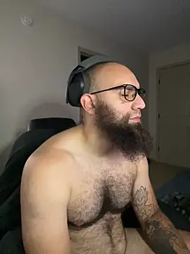 MastaWolfy Chat XXX in diretta