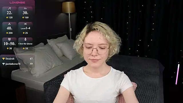 Chat +18 de HottoKori ao vivo