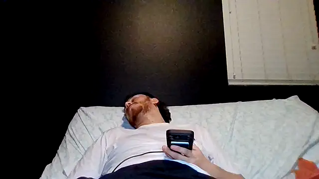 Chat XXX en directo de Mikecloudyhawk