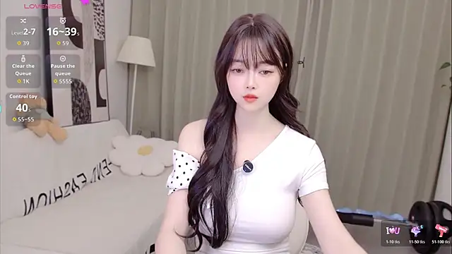 uikyy1 Live XXX-chat