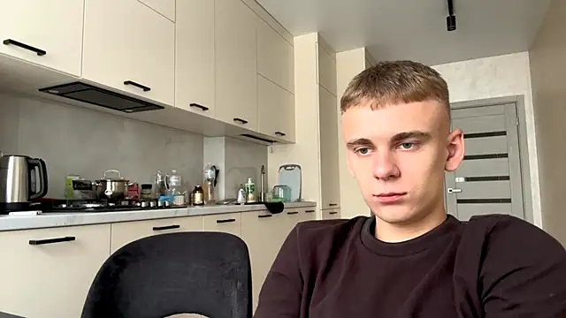 Онлайн чат XXX SoloFury