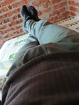 Chat +18 de Artyr1515 ao vivo