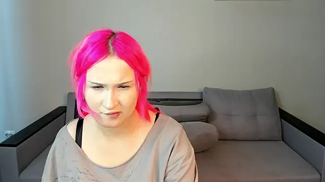 Ekimmj_age élő XXX-chatje