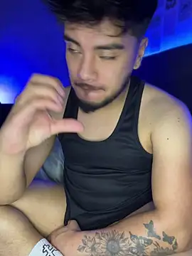 kryzthian_Olrox Adlı Modelin Canlı XXX Sohbeti