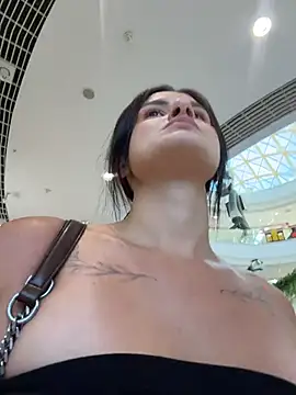 MiraReach Chat XXX live