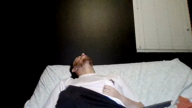 Chat XXX en directo de Mikecloudyhawk