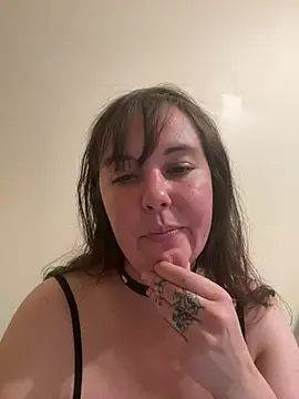 h_oney4411 Chat XXX in diretta
