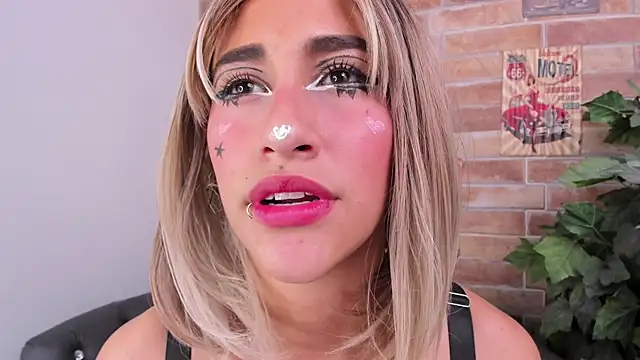 Czat XXX na żywo – miss___taylor