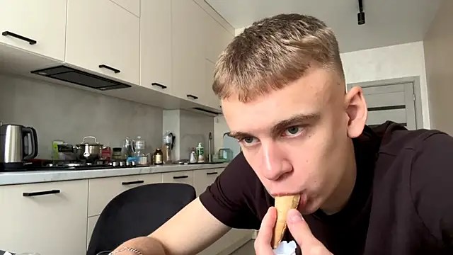 SoloFury – Naživo XXX chat