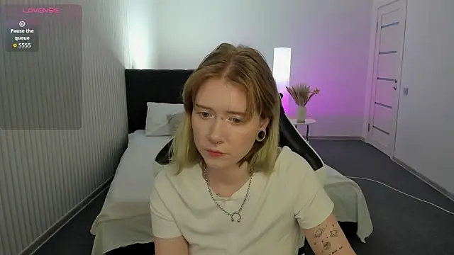 Czat XXX na żywo – Elira_Vane