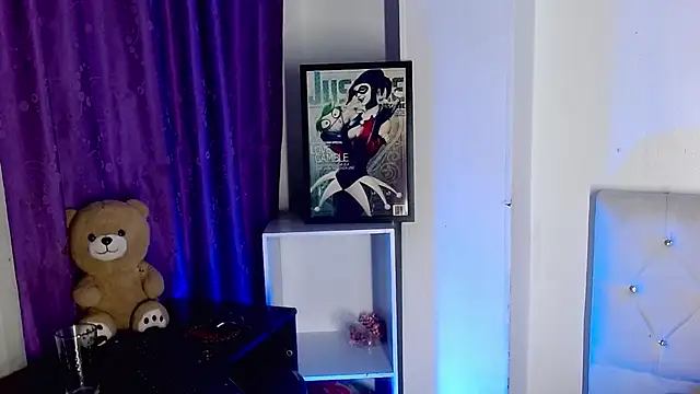 Angel_foxc13 – Naživo XXX chat