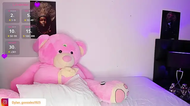 Dylan_Turnerr élő XXX-chatje
