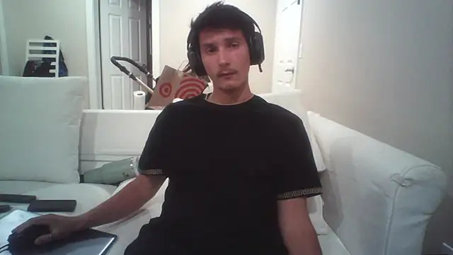 Nicks10in: απευθείας συνομιλία ΧΧΧ