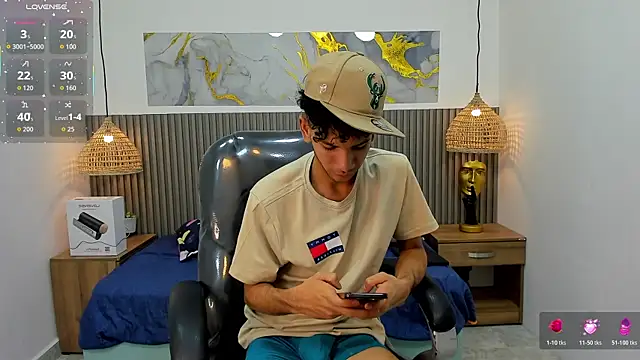Онлайн чат XXX JDWhite18