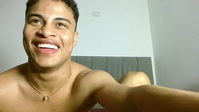 Jose_And_Daniel Chat XXX live