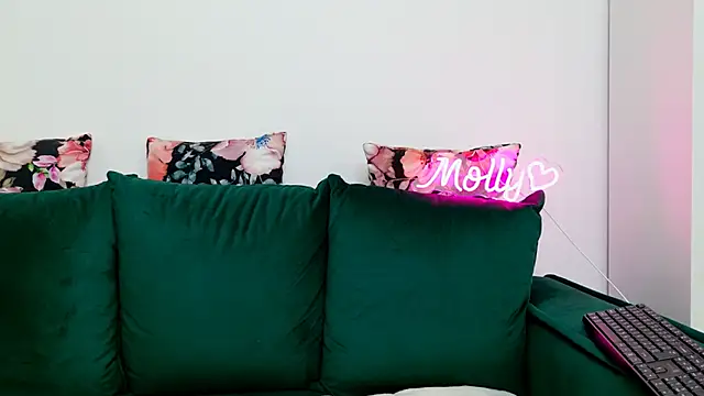 MollyMosley live XXX chat