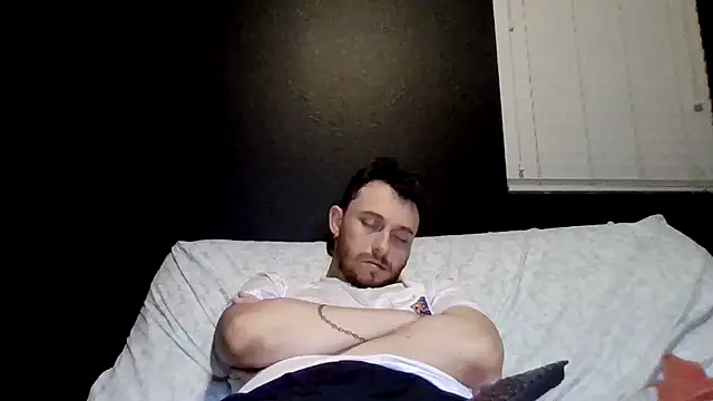 Mikecloudyhawk's Live XXX Chat