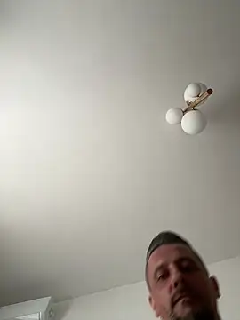 InsaneMattt 现场XXX聊天