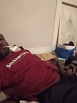 KingBlackStallion Show in webcam