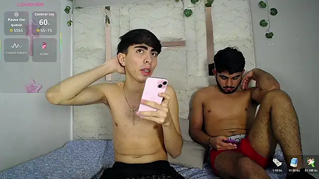 Michael_and_twinkk – Live XXX-chat