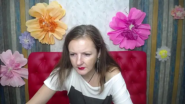 Živý XXX chat MeganPirs