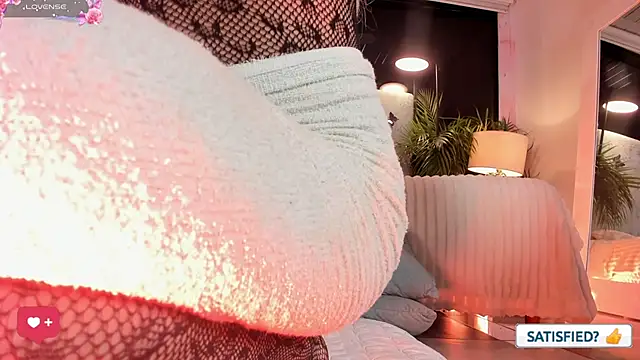 JESSI_NAOMI live XXX chat