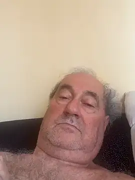csikar Live XXX-Chat