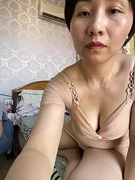 yan63737's Live XXX Chat