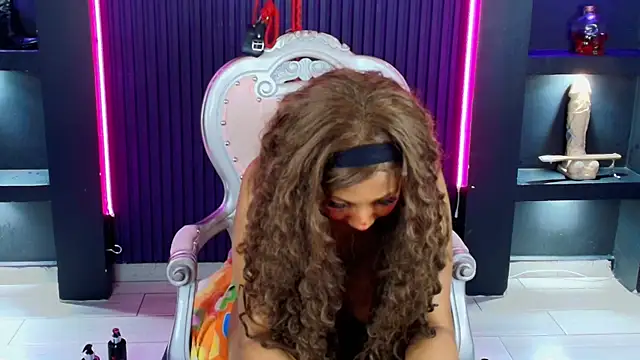 MrEbonybdsm Chat XXX in diretta